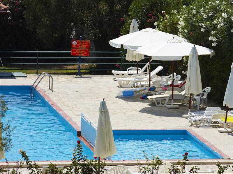 Julia Hotel Skala Fourkas Exterior photo